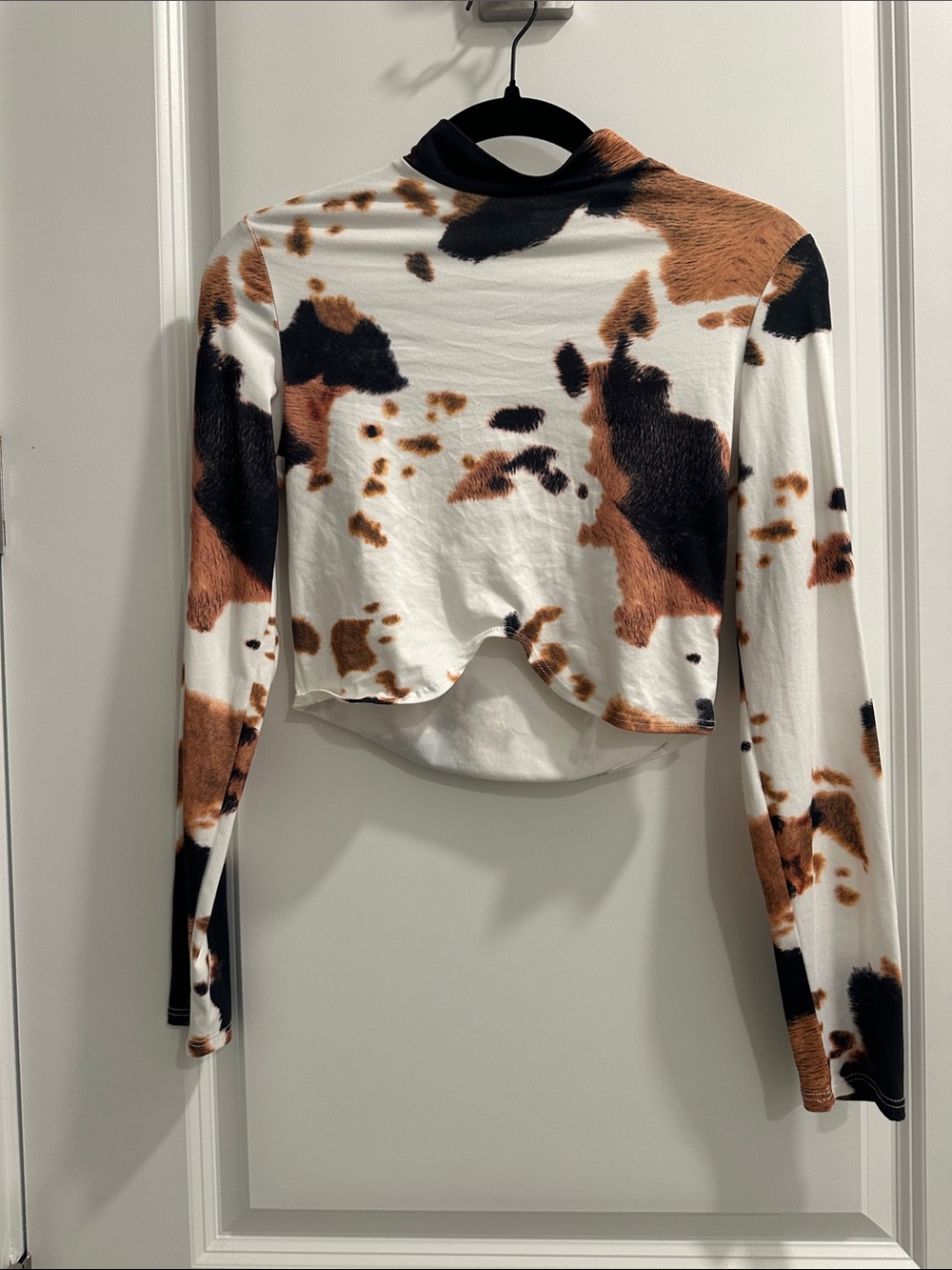 Cow-Print Long Sleeve Crop Top in White, Brown & Black